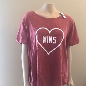 Old navy love wins graphic tee w/free tote bag